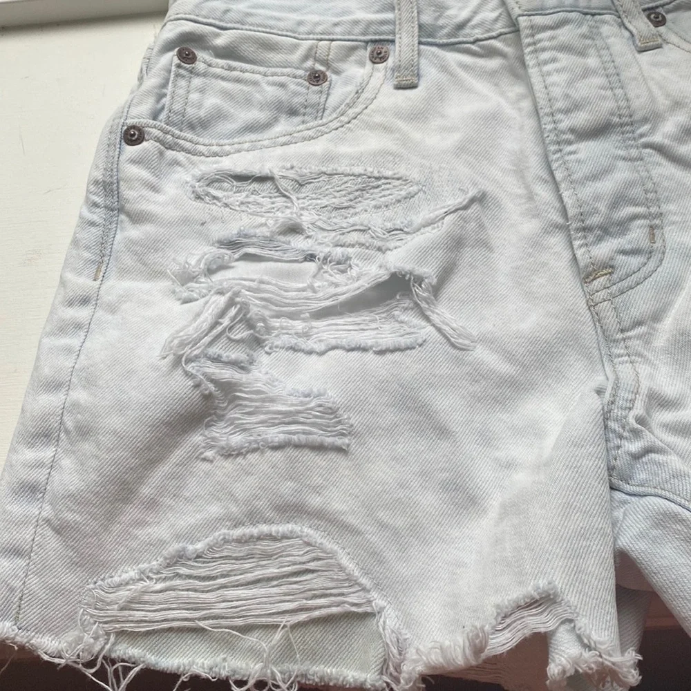 American eagle light denim   ripped shorts